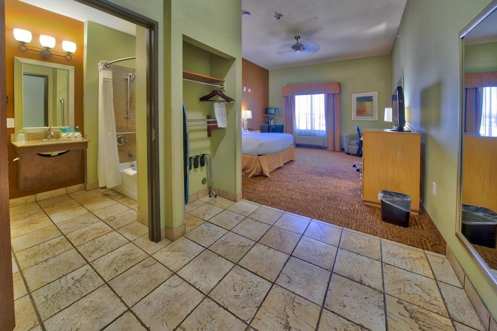 Holiday Inn Express & Suites Lubbock Southwest - Wolfforth By Ihg Exterior foto